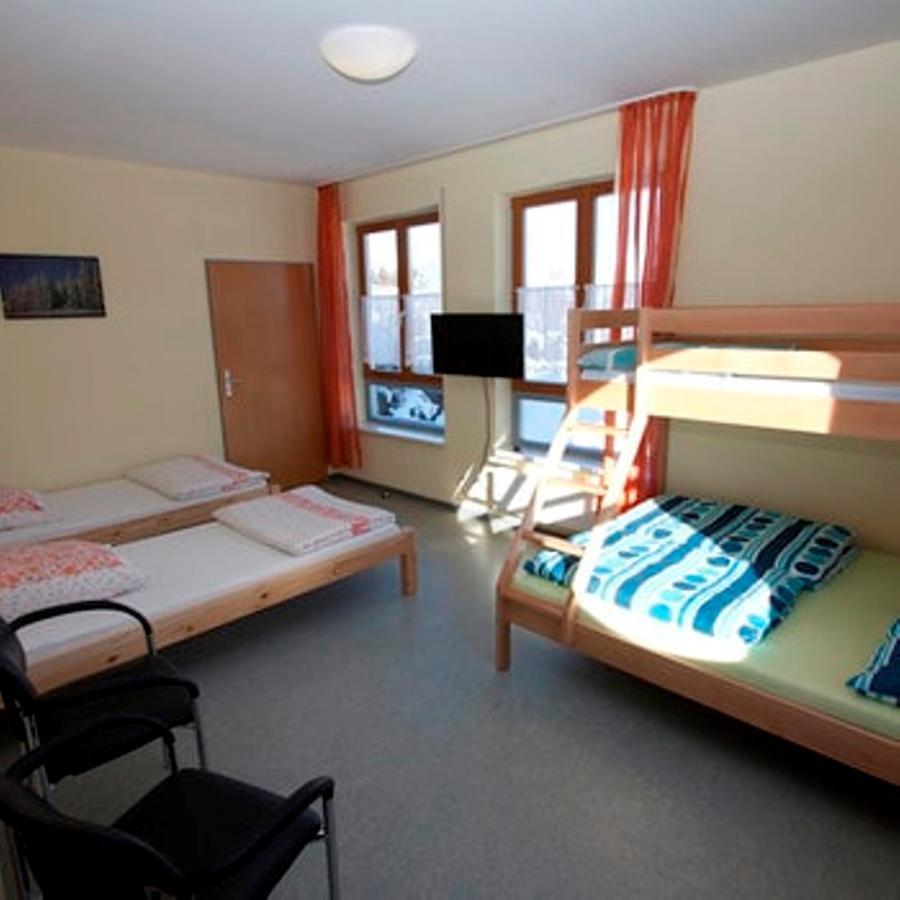 Rhoen Panorama Hostel Poppenhausen Exterior photo